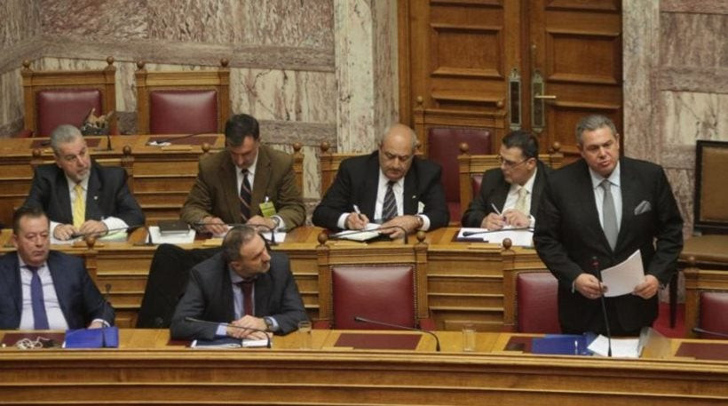 Να καταθέσει έγγραφα για την ύποπτη συμφωνία με τη Σαουδική Αραβία καλεί τον Καμμένο η ΝΔ